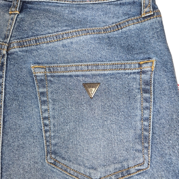 Guess Ultra High Rise Straight Leg Womens Denim Size 27. NWT - Picture 7 of 7